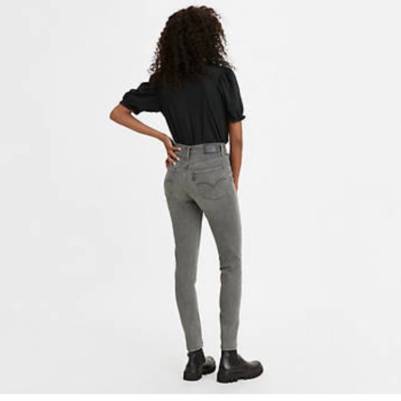 Levis Grey 720 High Rise Skinny Jeans NWT Size 25 - Picture 3 of 10
